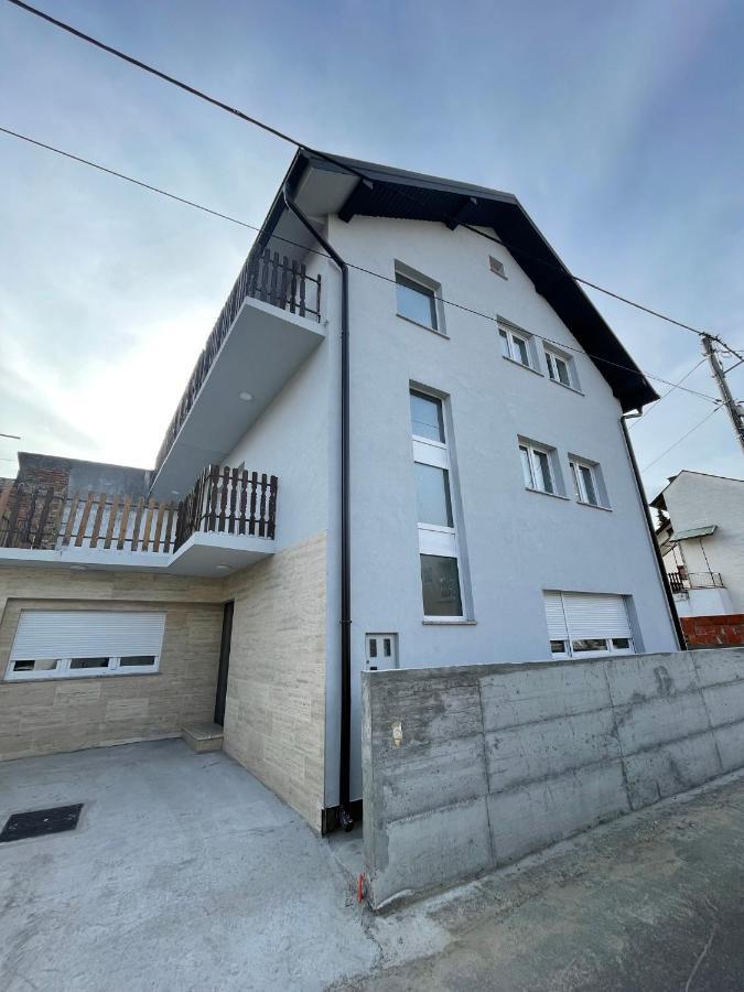 Rozi Apartments Zagreb Exterior photo
